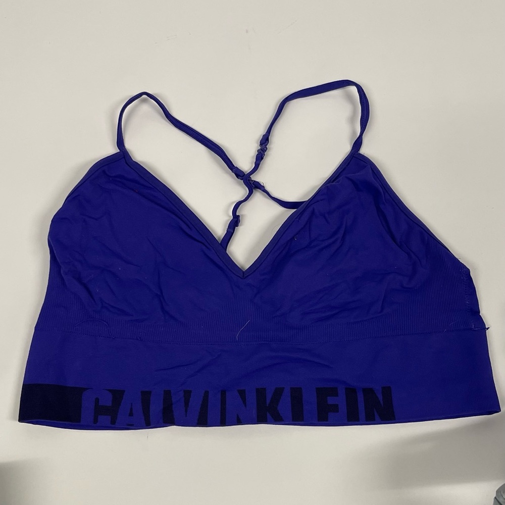Medium Calvin Klein Sports Bra